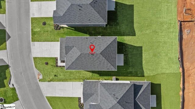 658 Cozy Bluff Road, Spartanburg, SC 29301