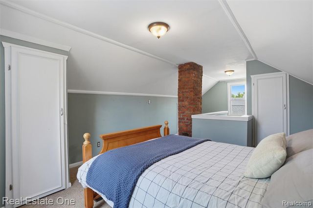 295 Madison Avenue, Clawson, MI 48017