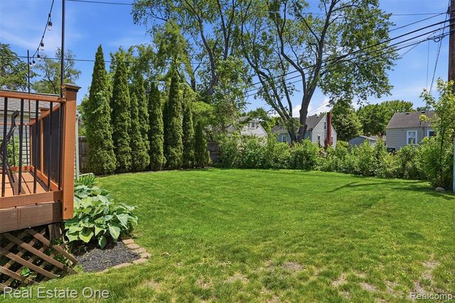 295 Madison Avenue, Clawson, MI 48017
