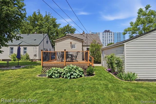 295 Madison Avenue, Clawson, MI 48017