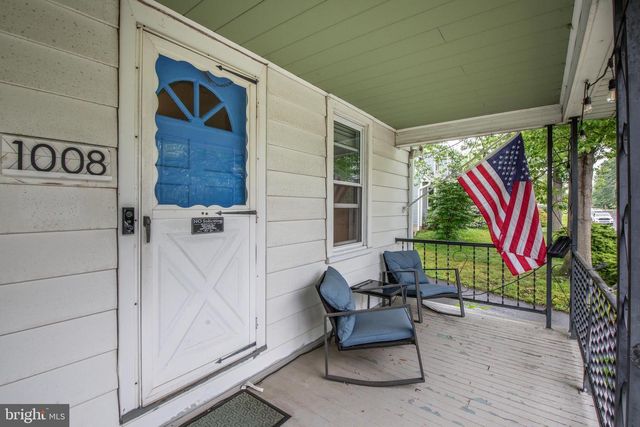 1008 N 7TH ST, Perkasie, PA 18944