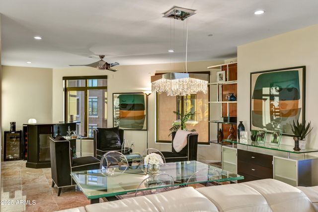 7181 E CAMELBACK Road 907, Scottsdale, AZ 85251