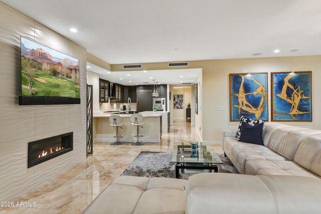 7181 E CAMELBACK Road 907, Scottsdale, AZ 85251