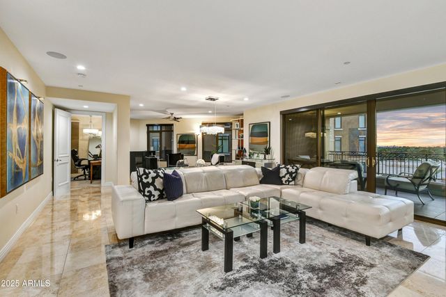 7181 E CAMELBACK Road 907, Scottsdale, AZ 85251