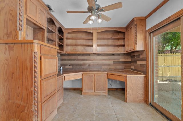 2700 Stone Creek Lane, Corinth, TX 76210