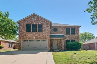 2700 Stone Creek Lane, Corinth, TX 76210
