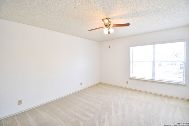 15850 Marisa Pl, San Antonio, TX 78247