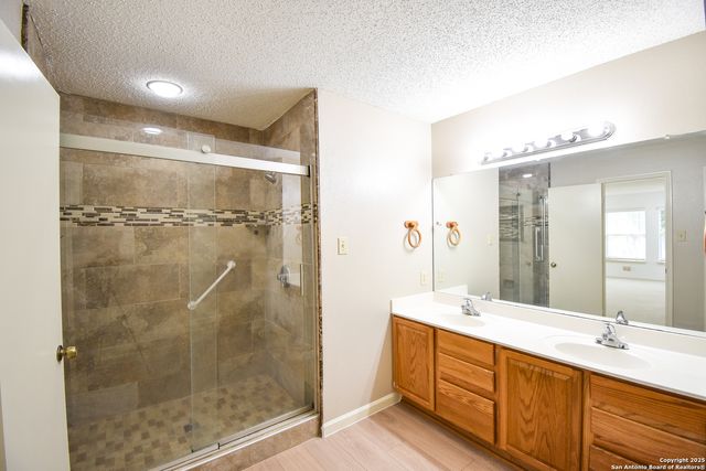 15850 Marisa Pl, San Antonio, TX 78247