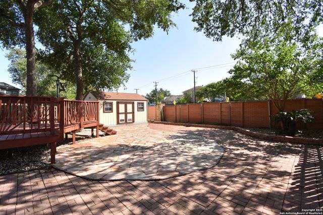 15850 Marisa Pl, San Antonio, TX 78247