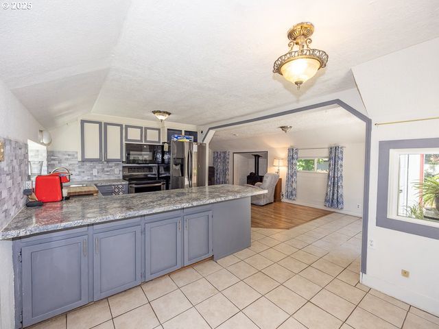 3900 Ne 122ND Ave, Vancouver, WA 98682