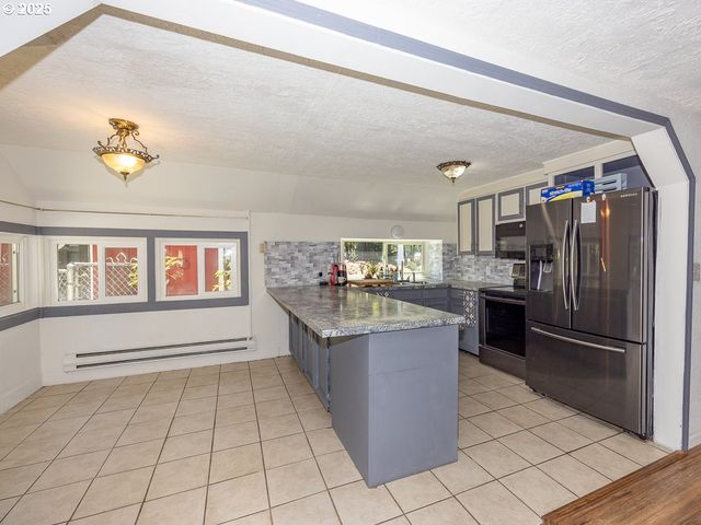 3900 Ne 122ND Ave, Vancouver, WA 98682