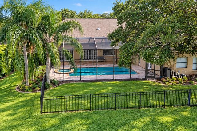 2986 CIELO CIRCLE N, Clearwater, FL 33759