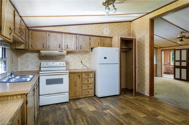 283 Crotts Drive, Lexington, NC 27295