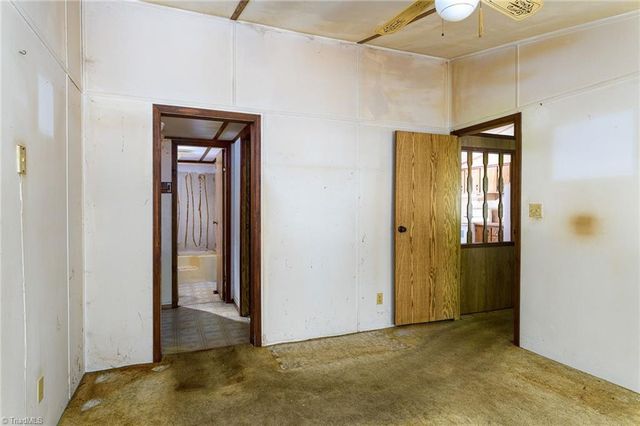 283 Crotts Drive, Lexington, NC 27295