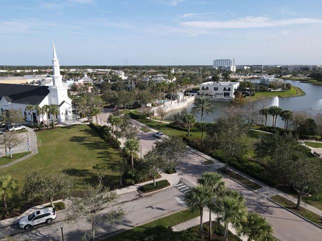 10491 SW Academic Way, Port St Lucie, FL 34987