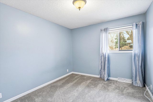 5530 Euclid Way, Farmington, MN 55024