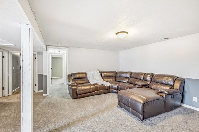 5530 Euclid Way, Farmington, MN 55024