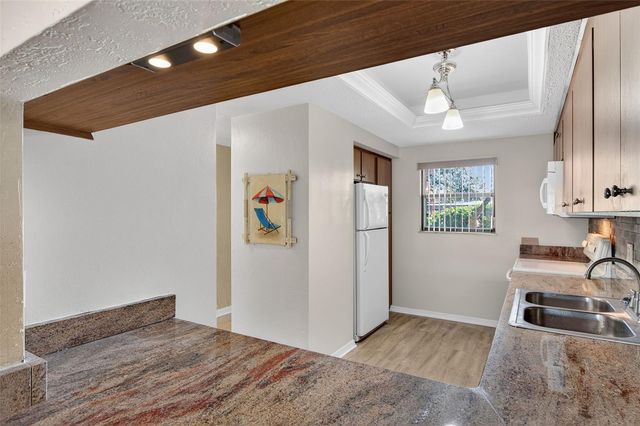 1749 S HIGHLAND AVENUE A5, Clearwater, FL 33756