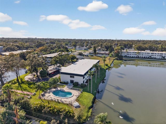 1749 S HIGHLAND AVENUE A5, Clearwater, FL 33756