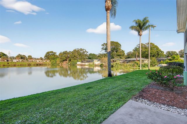 1749 S HIGHLAND AVENUE A5, Clearwater, FL 33756