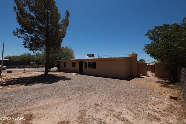 672 W Calle Sevilla, Tucson, AZ 85756