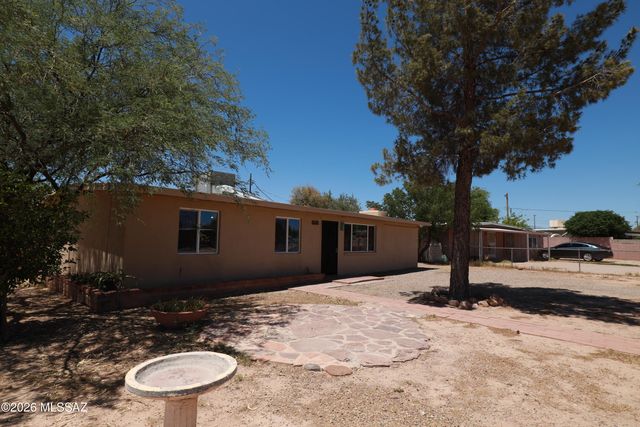 672 W Calle Sevilla, Tucson, AZ 85756
