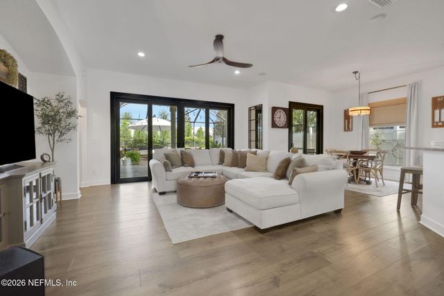 4582 REEDBARK Lane, Jacksonville, FL 32246