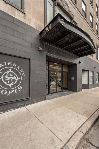 1791 W Howard Street 405, Chicago, IL 60626