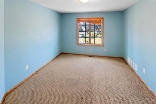 1255 Irvine Drive, Hanover, MN 55341