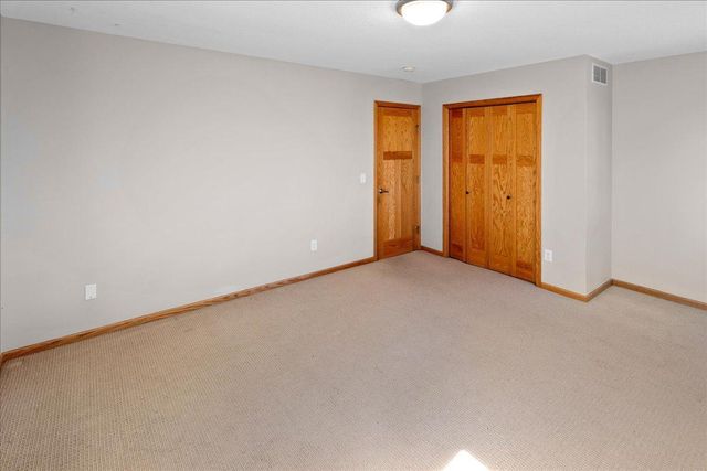 1255 Irvine Drive, Hanover, MN 55341