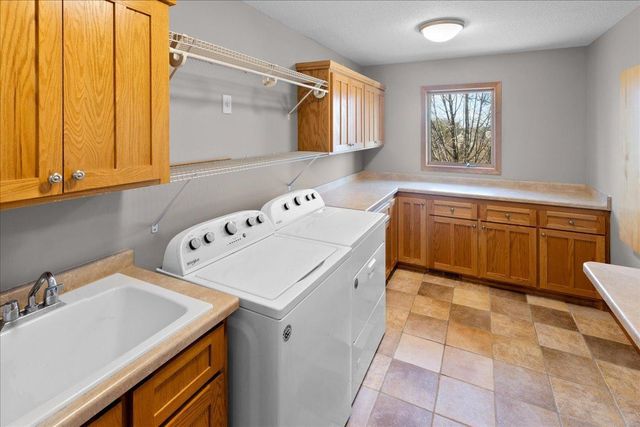 1255 Irvine Drive, Hanover, MN 55341