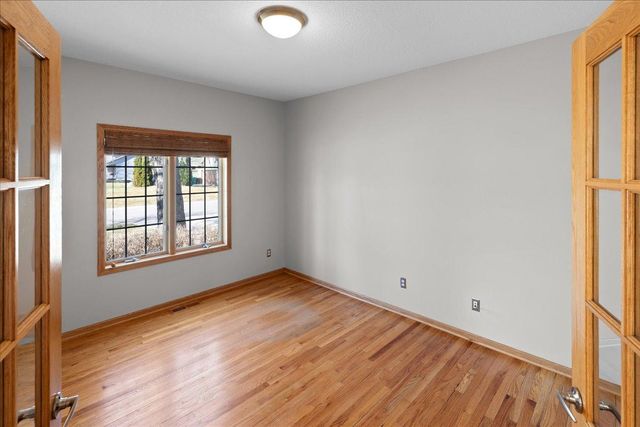 1255 Irvine Drive, Hanover, MN 55341