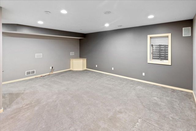 1255 Irvine Drive, Hanover, MN 55341