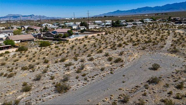 2240 South Sequoya Lane, Pahrump, NV 89048