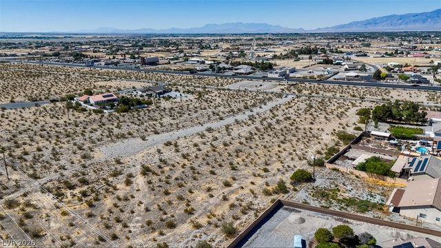 2240 South Sequoya Lane, Pahrump, NV 89048