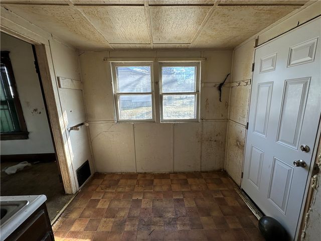 19 S Trenton Street, Dayton, OH 45417