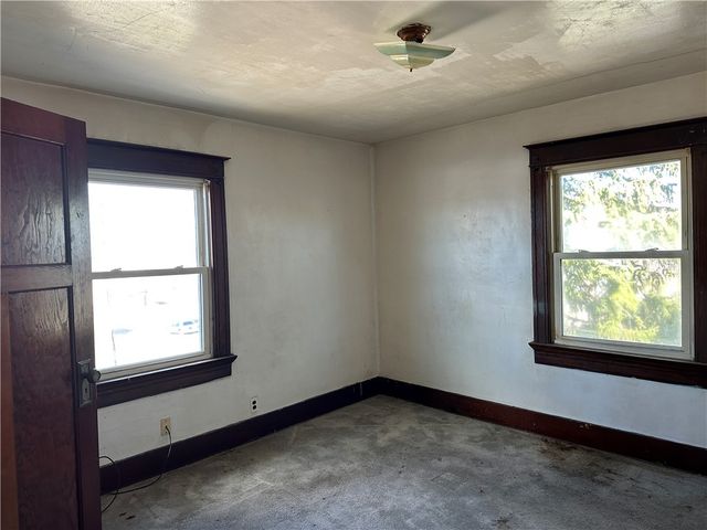 19 S Trenton Street, Dayton, OH 45417