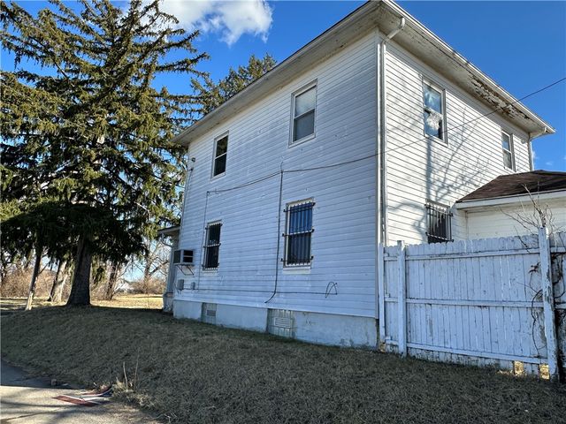 19 S Trenton Street, Dayton, OH 45417