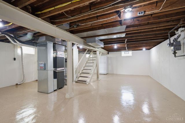 145 Millsdale Street, Cincinnati, OH 45215