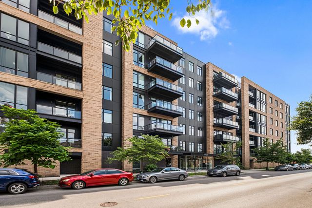 1701 W Webster Avenue 710, Chicago, IL 60614