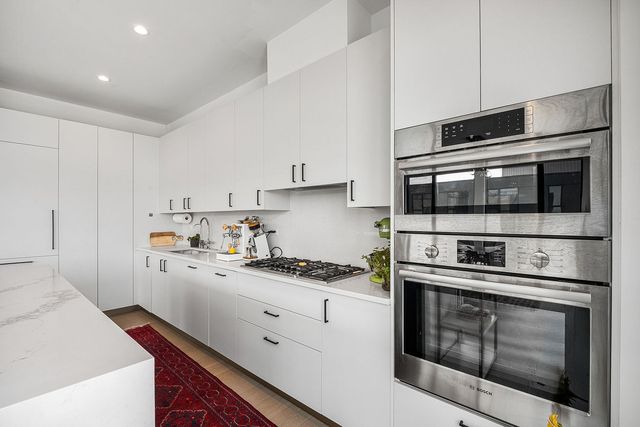 1701 W Webster Avenue 710, Chicago, IL 60614