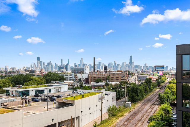 1701 W Webster Avenue 710, Chicago, IL 60614
