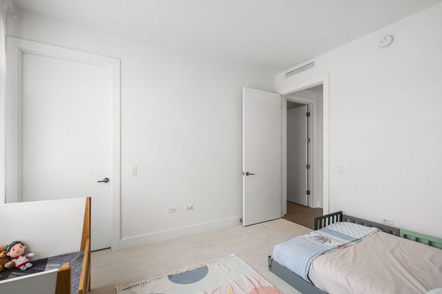 1701 W Webster Avenue 710, Chicago, IL 60614