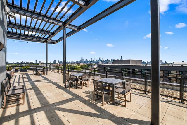 1701 W Webster Avenue 710, Chicago, IL 60614