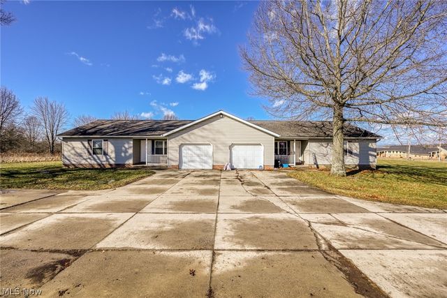 8464 & 8446 Tallmadge Road, Ravenna, OH 44412