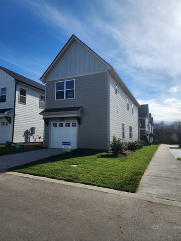 416 Queen Ln, Gallatin, TN 37066