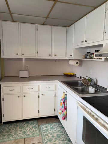 2102 NE 1st Way 103, Boynton Beach, FL 33435