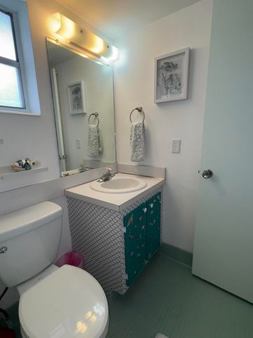 2102 NE 1st Way 103, Boynton Beach, FL 33435