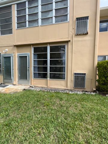 2102 NE 1st Way 103, Boynton Beach, FL 33435