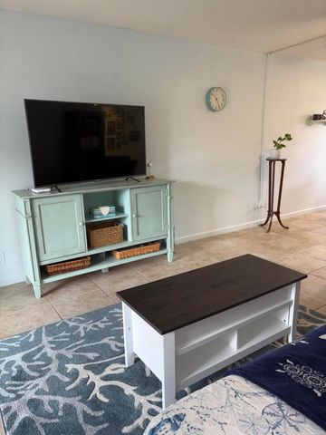 2102 NE 1st Way 103, Boynton Beach, FL 33435